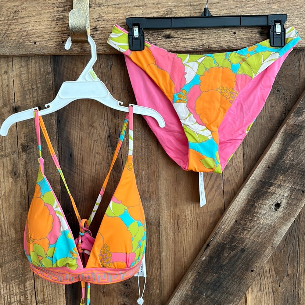 NWT Trina Turk Playa de Flor Reversible Bikini Sizes 10, 12, 14